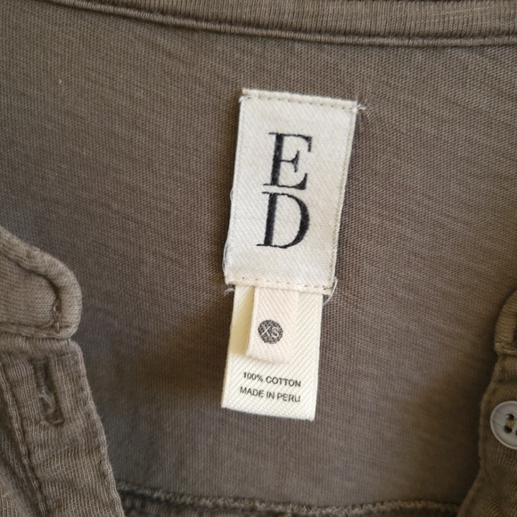 Distressed Fitted Long Sleeve blouse - Picture 5 of 7